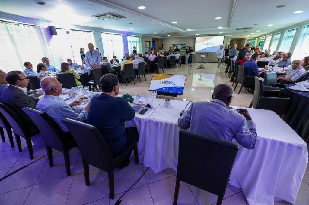 Eduardo Braga palestra na Fecomércio em Manaus