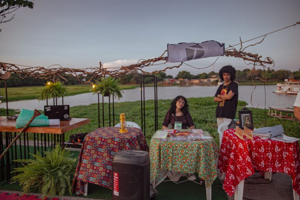 Grupos Periféricos do Amazonas