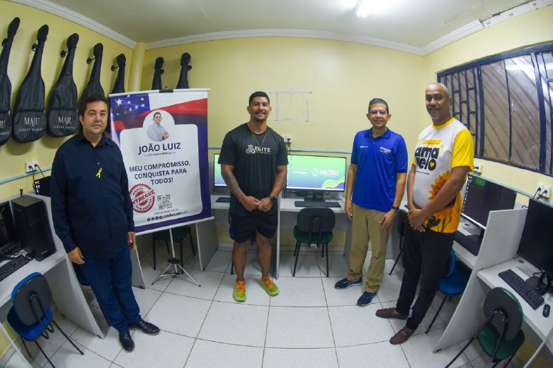 Laboratório de informática na Zona Leste de Manaus impulsiona educação digital Emenda parlamentar de João Luiz garante novo laboratório de informática em escola pública de Manaus