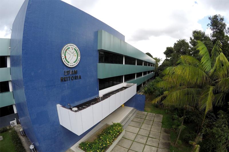 Eleição na Faculdade de Direito da UFAM: disputa por gestão é marcada por tensão Reitoria da Universidade Federal do Amazonas (Ufam)