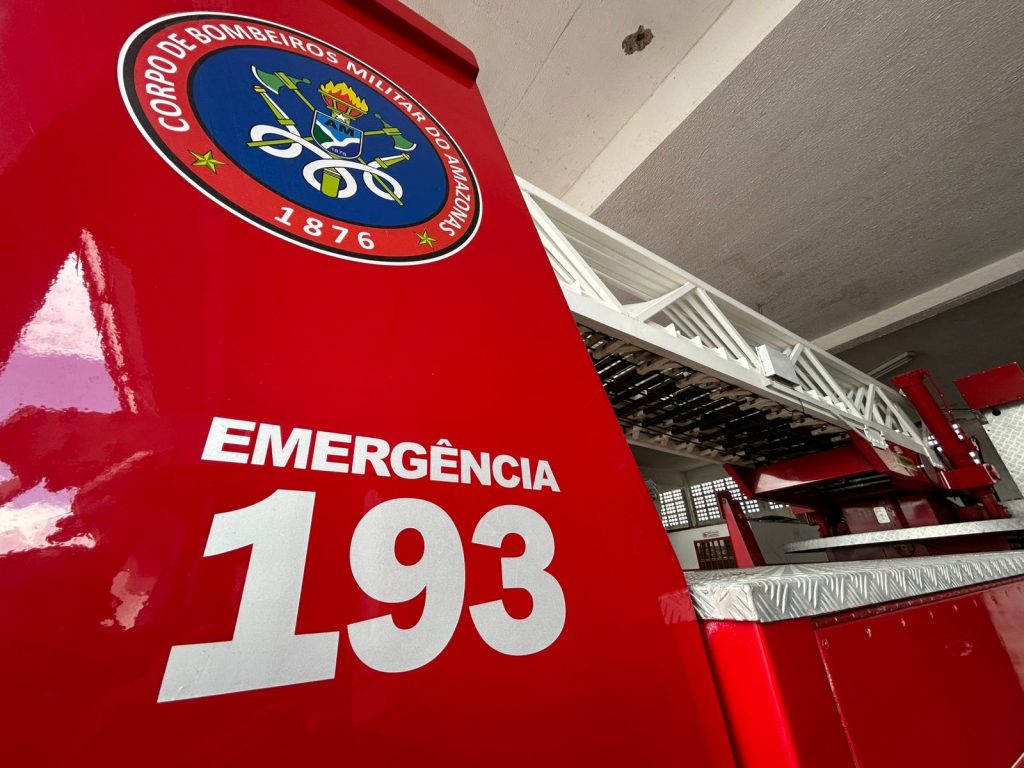 Cliente fica trancada em supermercado de Manaus e Bombeiros são acionados Corpo de Bombeiros atende ocorrência em supermercado no bairro Petrópolis, em Manaus.