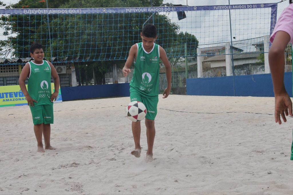 Investimentos-do-Governo-do-Amazonas-impulsionam-esporte-e-ampliam-acesso-da-populacao-as-atividades-esportivas-5_foto-Antonio-Lima-e-Mauro-Neto-Secom