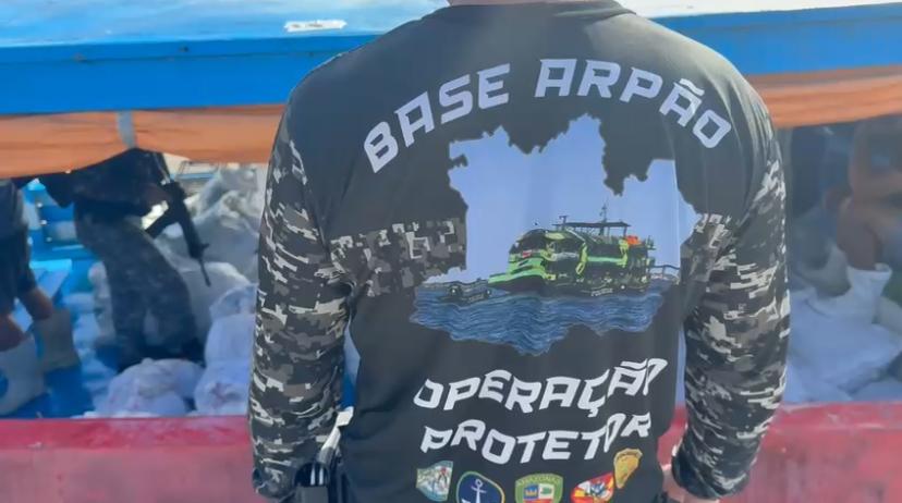 Apreendidas mais de duas toneladas de pescado irregular em embarcação no AM Pescado ilegal apreendido em embarcação abordada pela PM na Base Arpão 2, no Amazonas