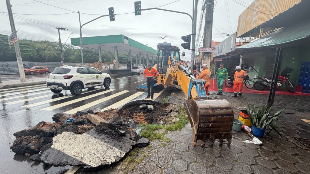 obra-da-prefeitura-de-manaus-na-constantino-nery.