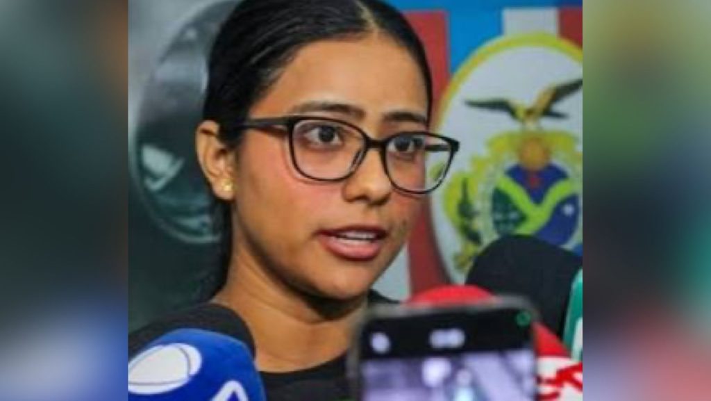 Técnica de enfermagem que aplicou adrenalina em Benício tem registro suspenso pelo Coren-AM Técnica de enfermagem durante entrevista à imprensa