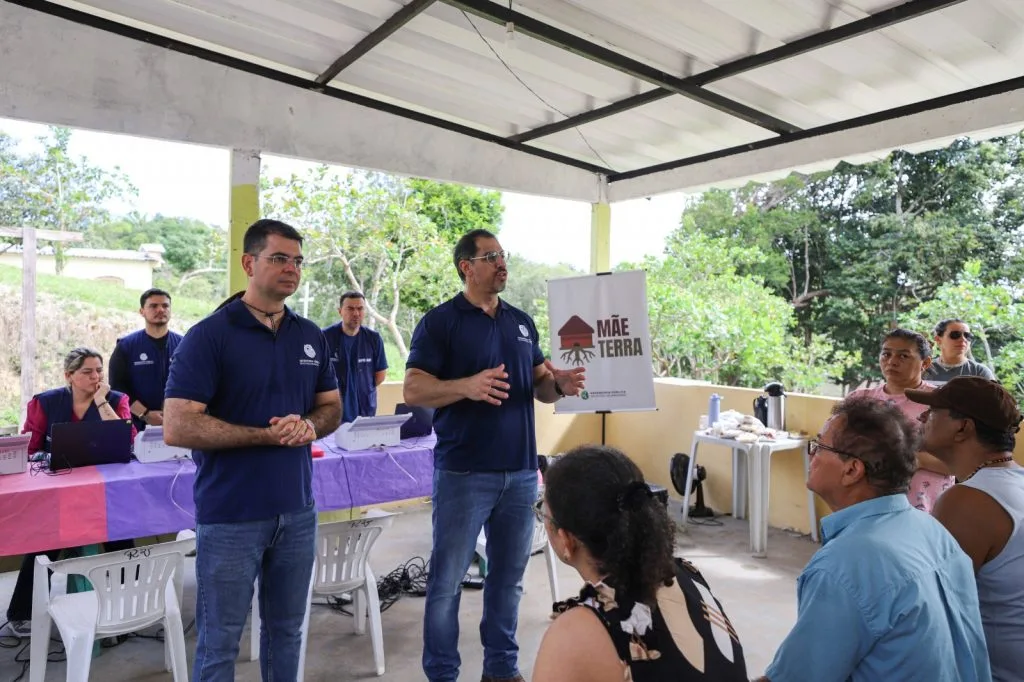 Defensoria Pública atende moradores da comunidade ribeirinha Senador Jefferson Peres, no Tarumã