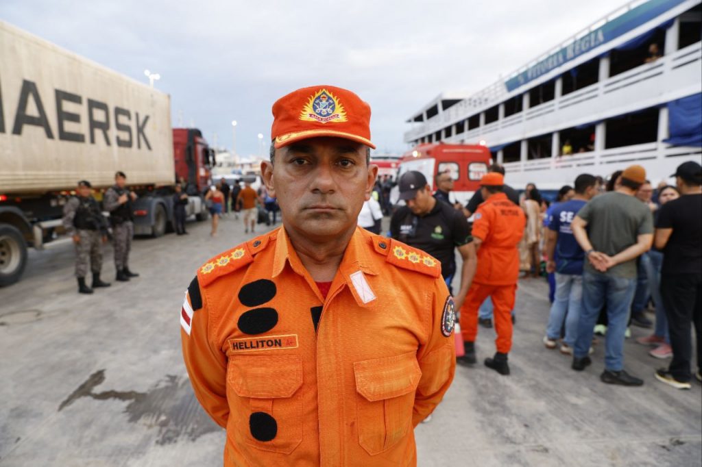 Equipes intensificam buscas e atendimento após naufrágio em Manaus