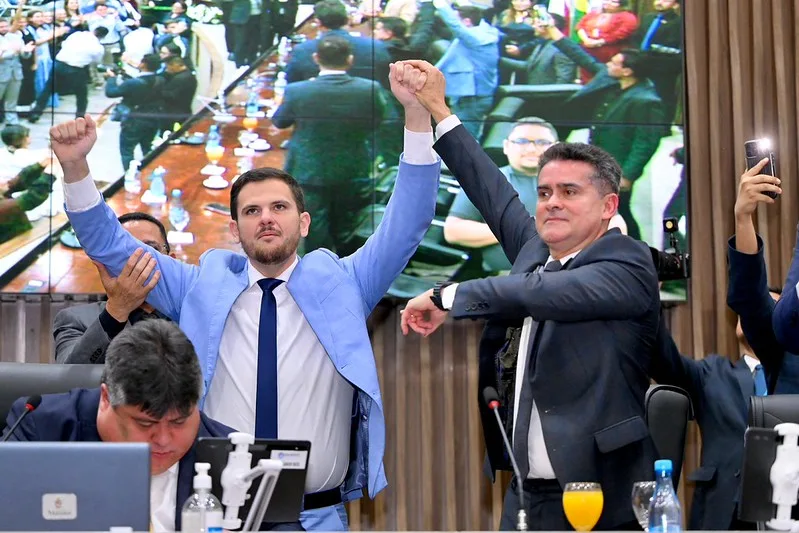 David Almeida renuncia à Prefeitura de Manaus e assume pré-candidatura ao Governo do AM