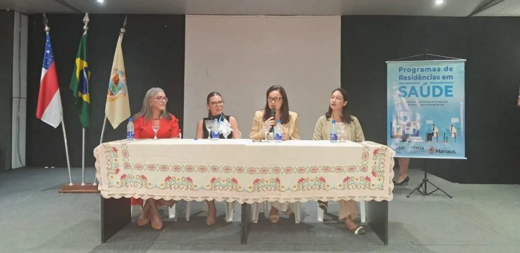Manaus inicia primeira residência multiprofissional para reforçar atendimento nas unidades de saúde.