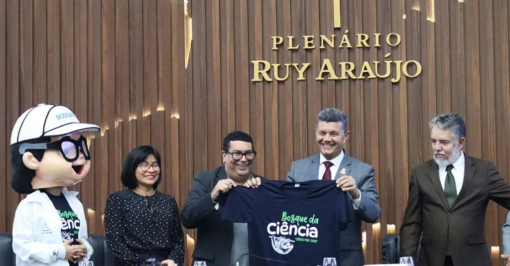 Cientistas participam de homenagem da Aleam ao Bosque da Ciência do Inpa em Manaus