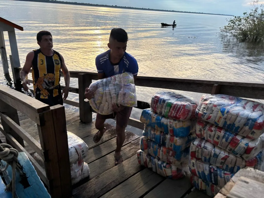 alimentos para população ribeirinha no amazonas durante cheia dos rios