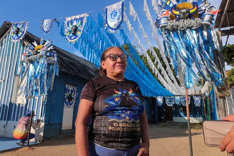 Festival-de-Parintins-2026_Com-casas-decoradas-familias-mantem-tradicao-para-receber-Boi-de-Rua-neste-sabado