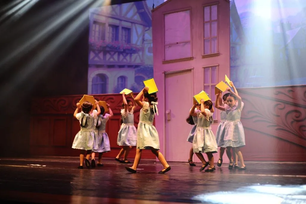 Bailarinas do espetáculo Eu Danço no Teatro La Salle