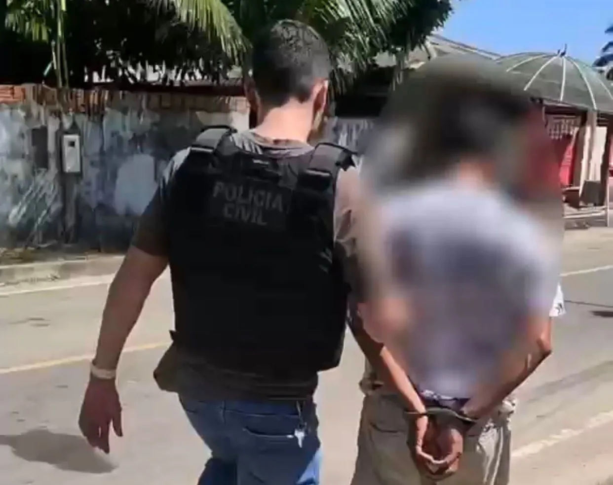 VÍDEO: Pai é preso suspeito de estuprar a própria filha de 3 anos em Itacoatiara